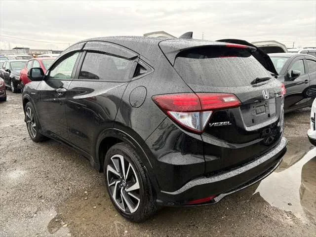 381464 2017 HONDA VEZEL SUV 2.jpg