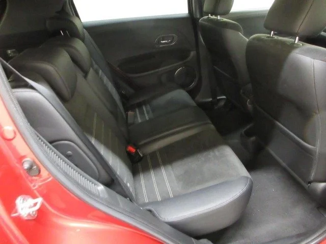 HONDA VEZEL 2016 red hybrid 8.jpeg