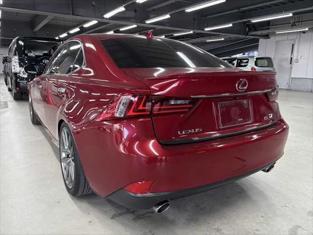 381500 2014 LEXUS IS SEDAN 2.jpg