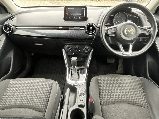 395016 2017 MAZDA DEMIO HATCHBACK 3.jpg