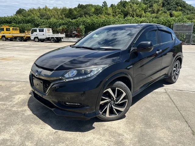 396114 2017 HONDA VEZEL SUV.jpg