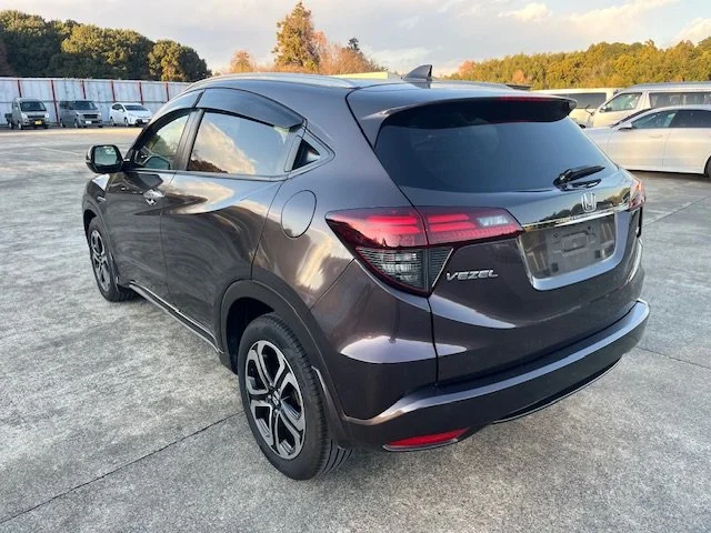 380244 2019 HONDA VEZEL SUV 2.jpg