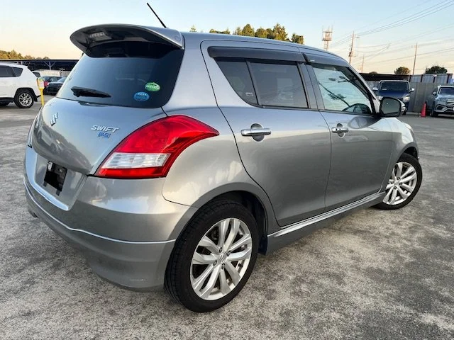 377259 2014 SUZUKI SWIFT HATCHBACK 2.jpg