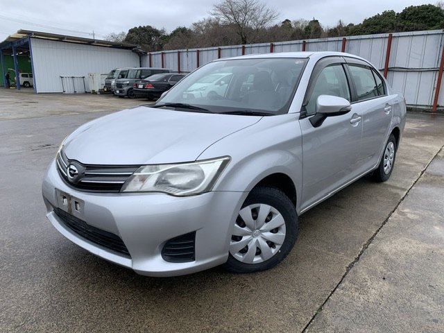 363671 2013 TOYOTA COROLLA AXIO SEDAN