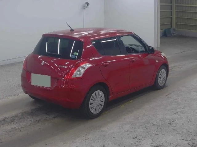 386110 2016 SUZUKI SWIFT HATCHBACK 2.jpg