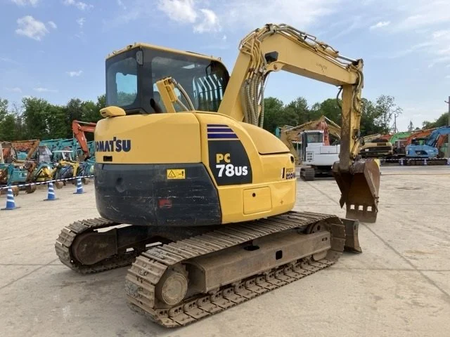 390659 2014 KOMATSU KOMATSU EXCAVATOR 2.jpg