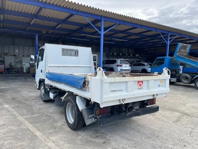 378004 2012 ISUZU ELF TRUCK 2.jpg