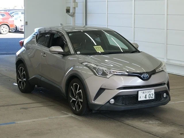 385741 2017 TOYOTA C-HR SUV.jpg