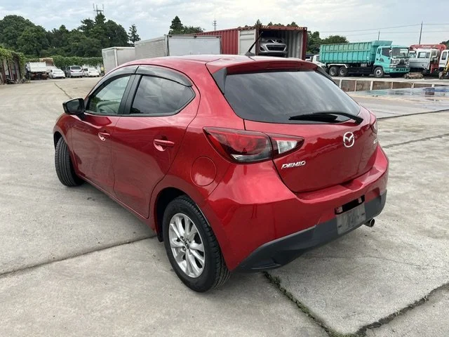 395345 2015 MAZDA DEMIO HATCHBACK 2.jpg