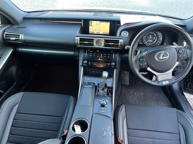 380639 2014 LEXUS IS SEDAN 3.jpg
