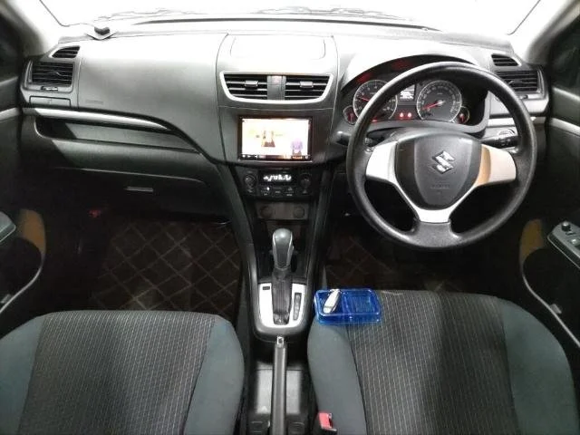 386110 2016 SUZUKI SWIFT HATCHBACK 3.jpg