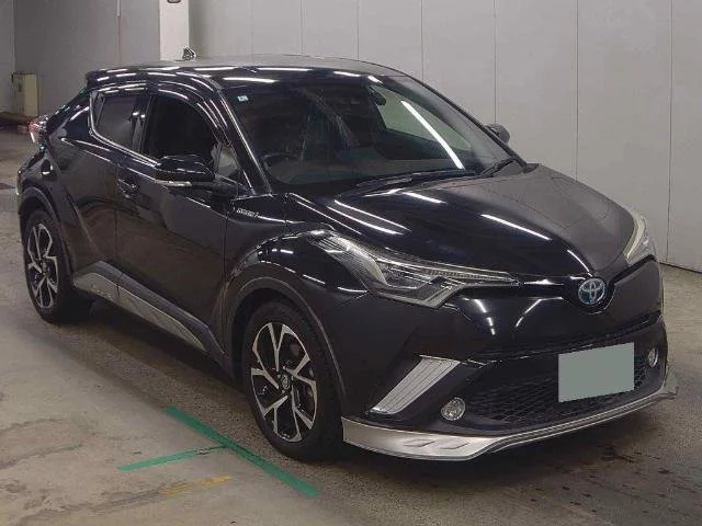 396475 2017 TOYOTA C-HR SUV.jpg