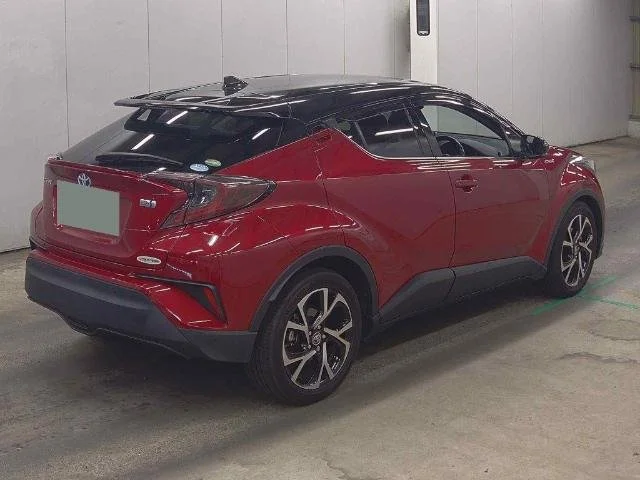 396518 2018 TOYOTA C-HR SUV 2.jpg