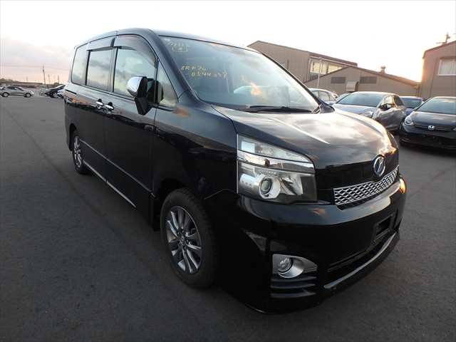 385265 2013 TOYOTA VOXY WAGON.jpg