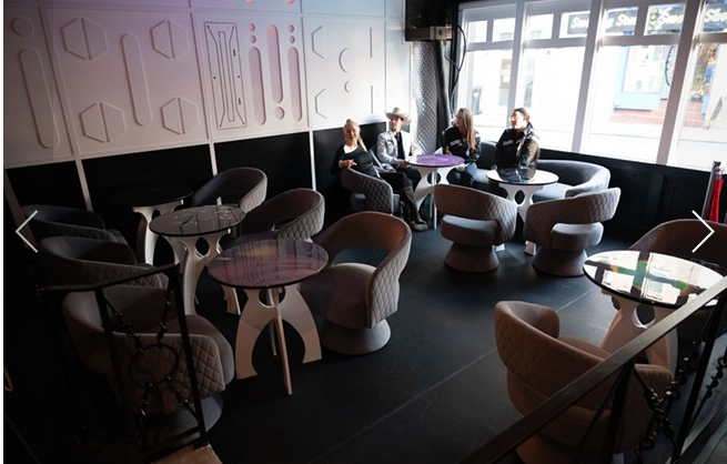 Bar photo 3