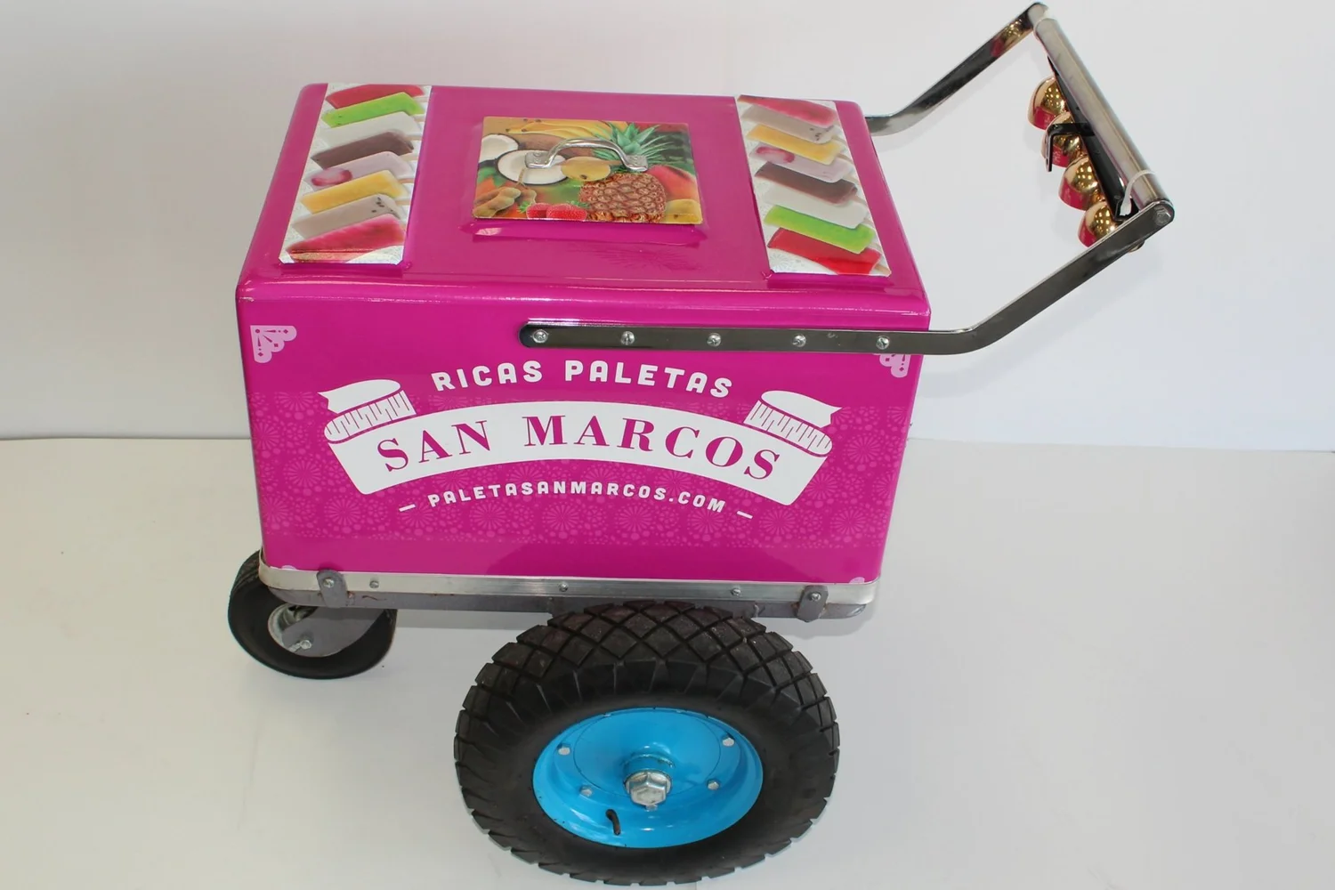 Book a Paleta Cart Rental for Delivery on Your Own —