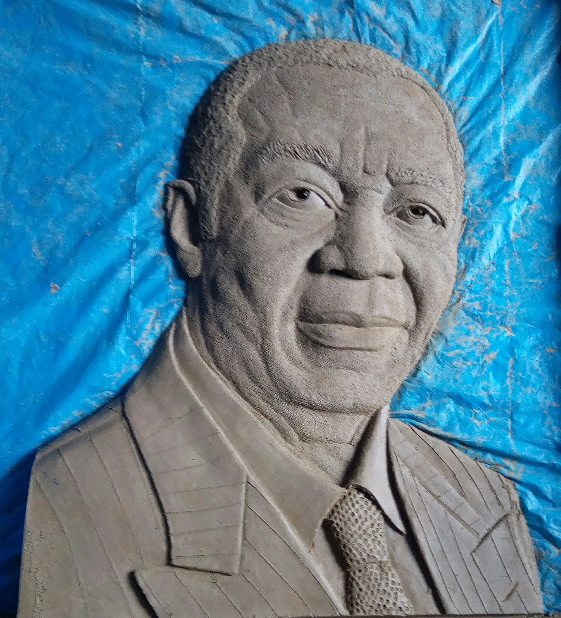 Ebenezer Christian, Untitled, Clay, 35cmX25cmX5cm.JPG