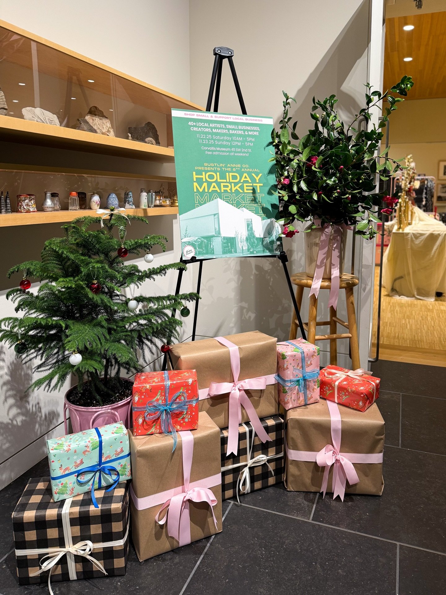 Wow, what an incredible Holiday Market! People were in such good spirits and it felt amazing to be part of kicking off everyone&rsquo;s holiday season. With a record number of vendors and attendees, I&rsquo;m honestly floored that this little market 