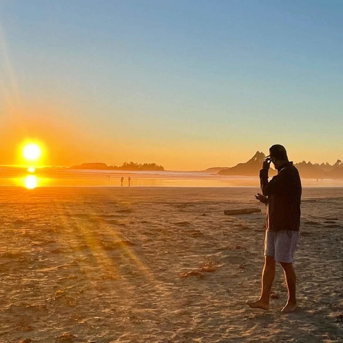 the magic of a sunset, ocean &amp; sand in our toes..
.
.
.
.
.
.
.
.
.
.
.
.
.
.
. 
#gallagherlake #vanlife #explorebc #oliver #sober #sobercouple #soberliving #soberadventures #aa #alcoholicsanonymous #alcholicsanonymous #bigbookdaily #bigbook #ser
