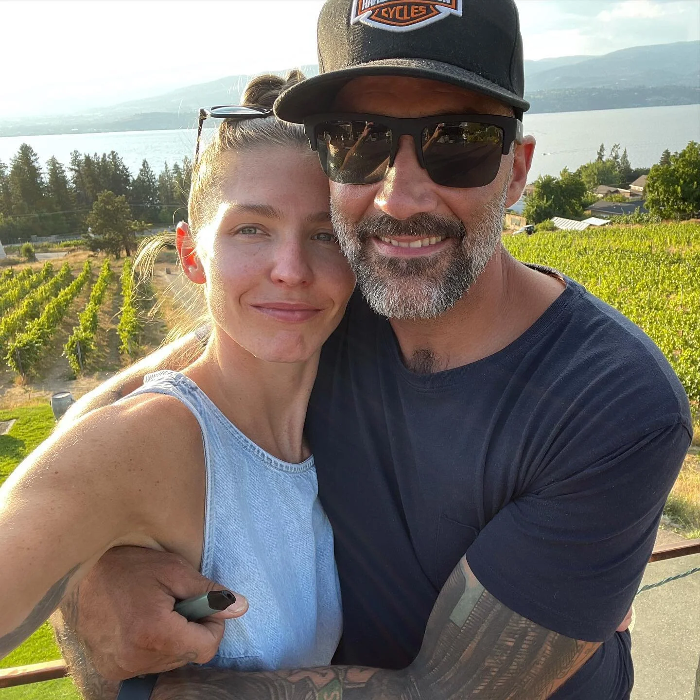 made ourselves look nice for a birthday dinner @summerhillwine👫

Even though we don&rsquo;t drink alcohol, it&rsquo;s still fun to take in the views and enjoy some delicious food.🍽

-Justine
.
.
.
.
.
.
#sobercouple #soberlife #soberliving #vanlife