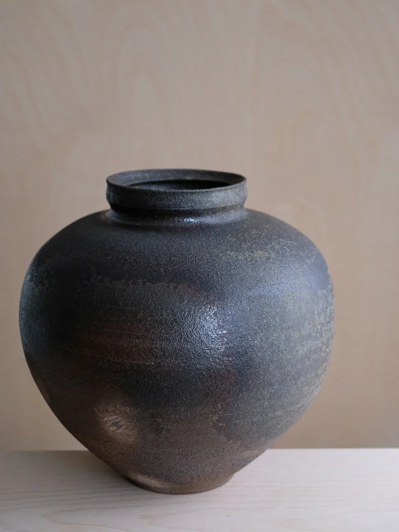 Jar (No. 2)
9 × 9 × 6 in
$800
