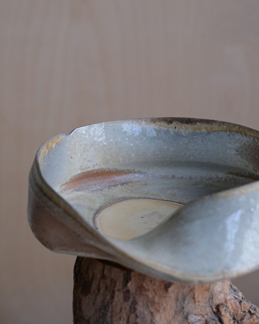 Mobius (No. 4)
S
2 × 5 × 5 in
SOLD