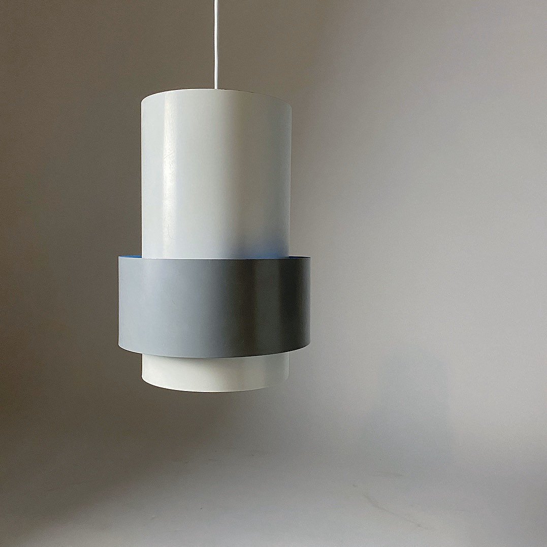 https://i.etsystatic.com/9710154/r/il/dcf07c/2239074696/il_fullxfull.2239074696_oykk.jpg