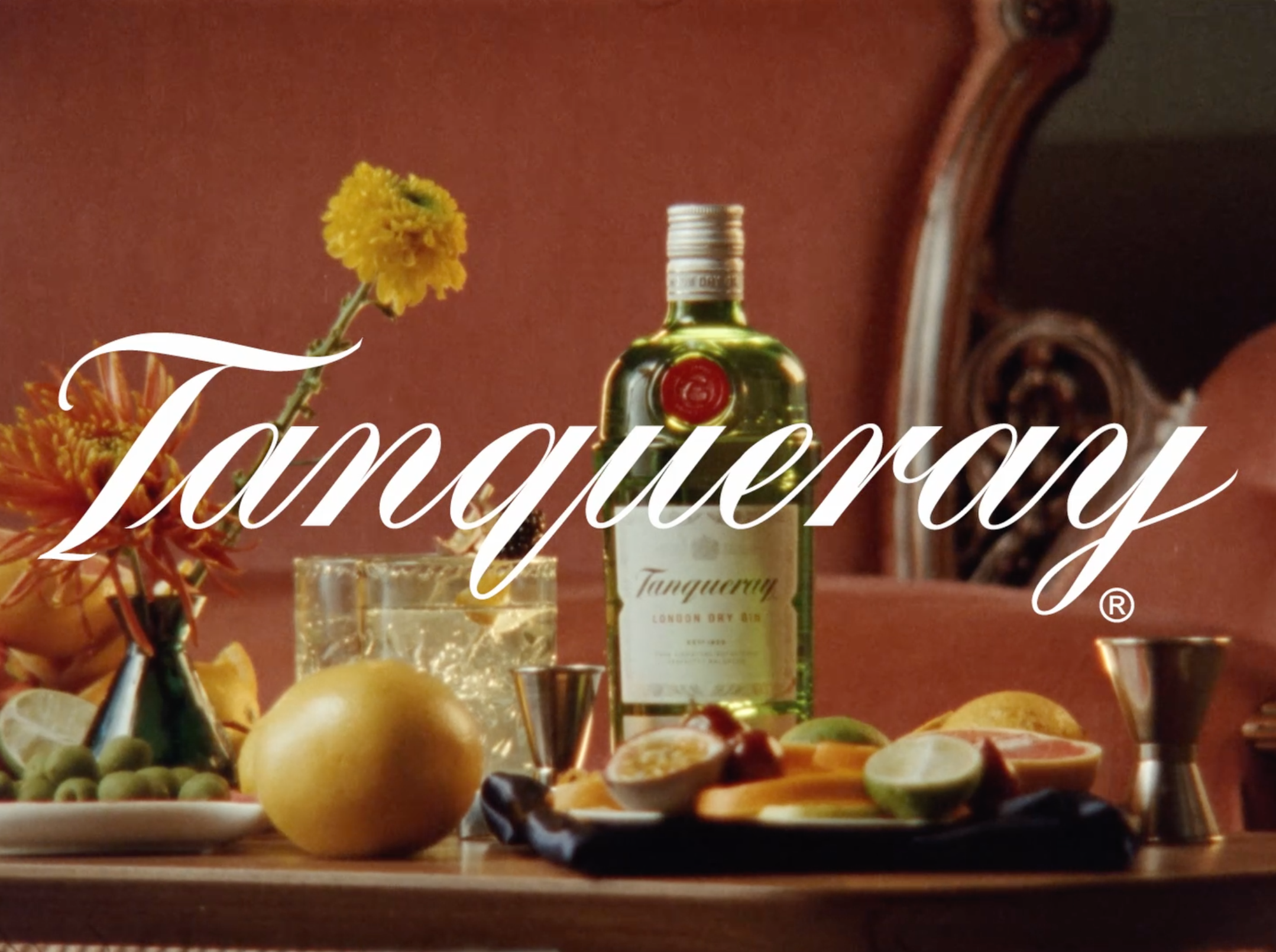 Tanqueray still 4.png