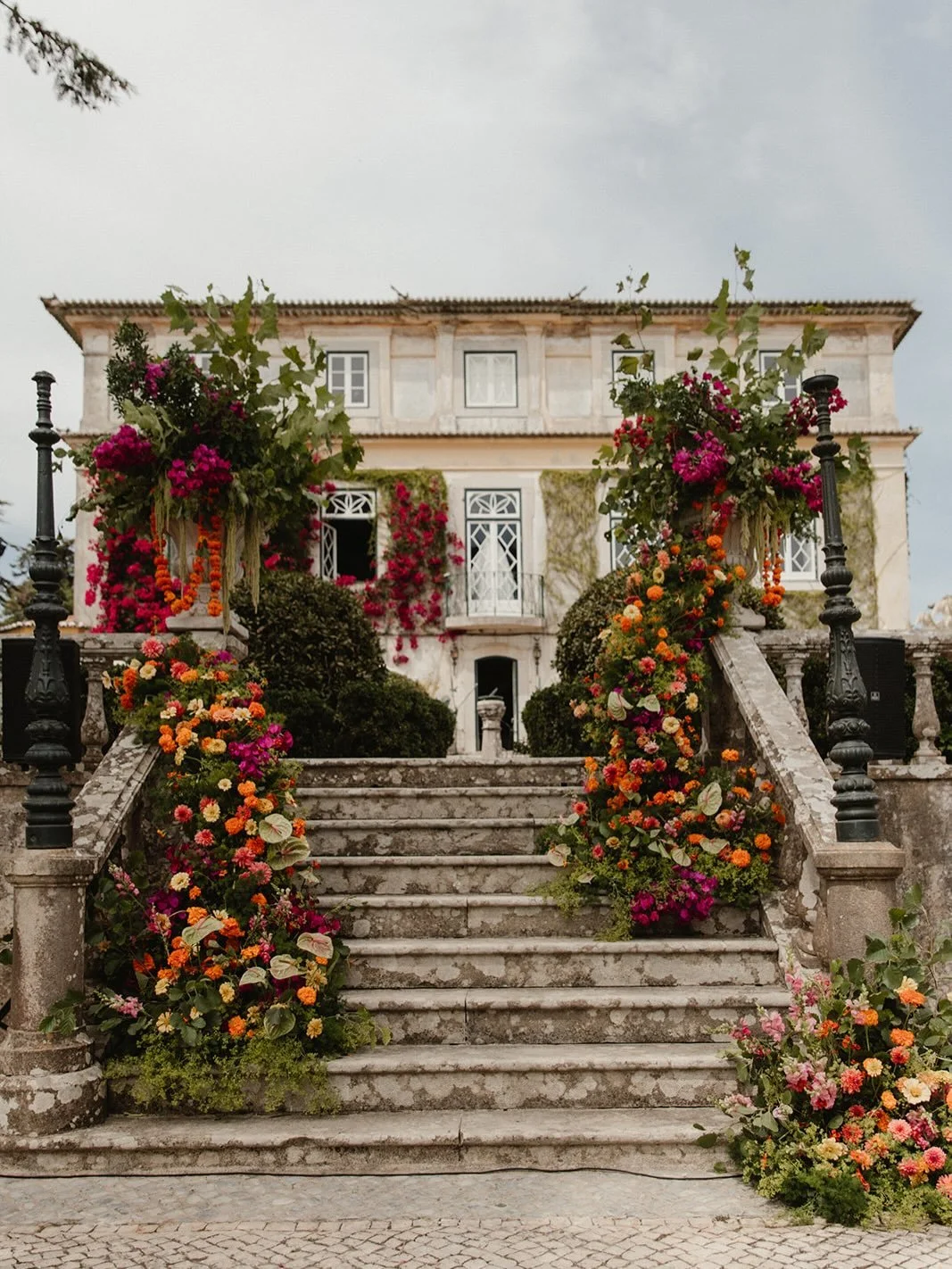 That pinch-me moment when you&rsquo;re featured in @vogueweddings 
Rhiannon &amp; Chaysen&rsquo;s colorful, bold wedding with a twist of tradicional was truly one to remember.

Forever grateful for this amazing couple and the dream team who made it a