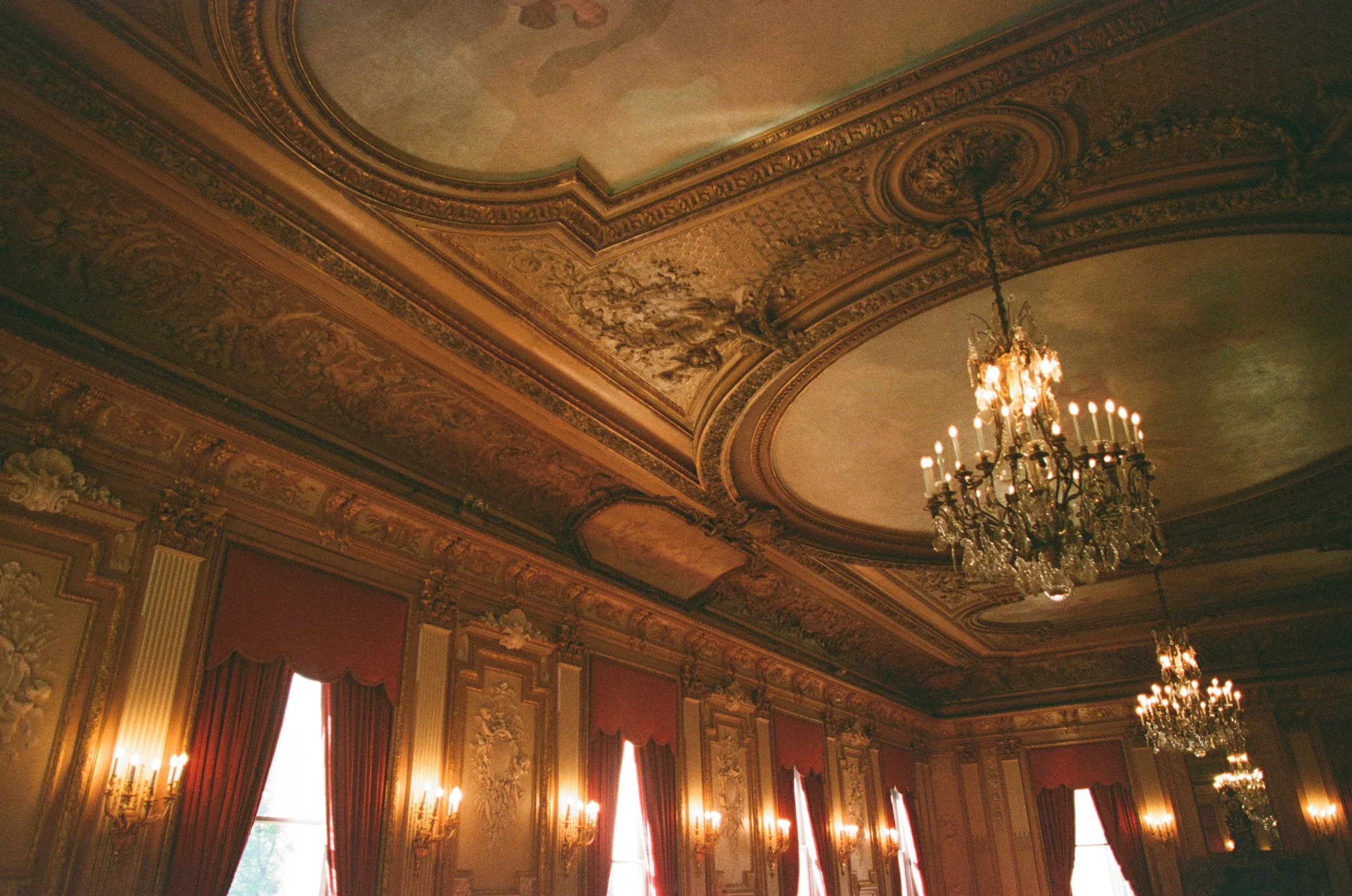 FILM_SCANS_THE_METROPOLITAN_CLUB_0005.jpg