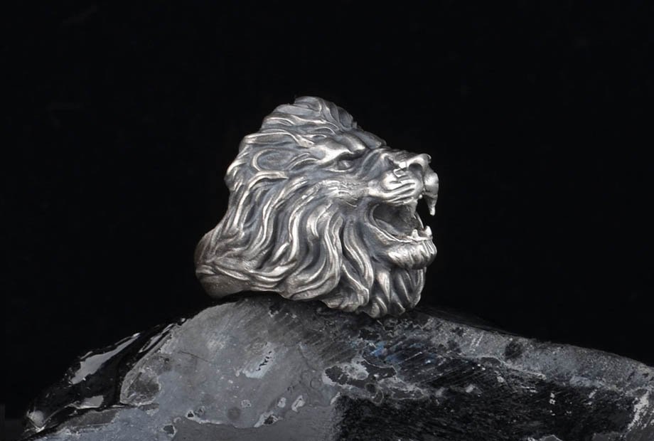 Mithril 谧银 纯手工制雄狮男士雕刻指环3.jpg