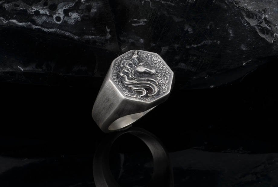 Mithril 谧银 纯手工制独角兽男士雕刻指环2.jpg