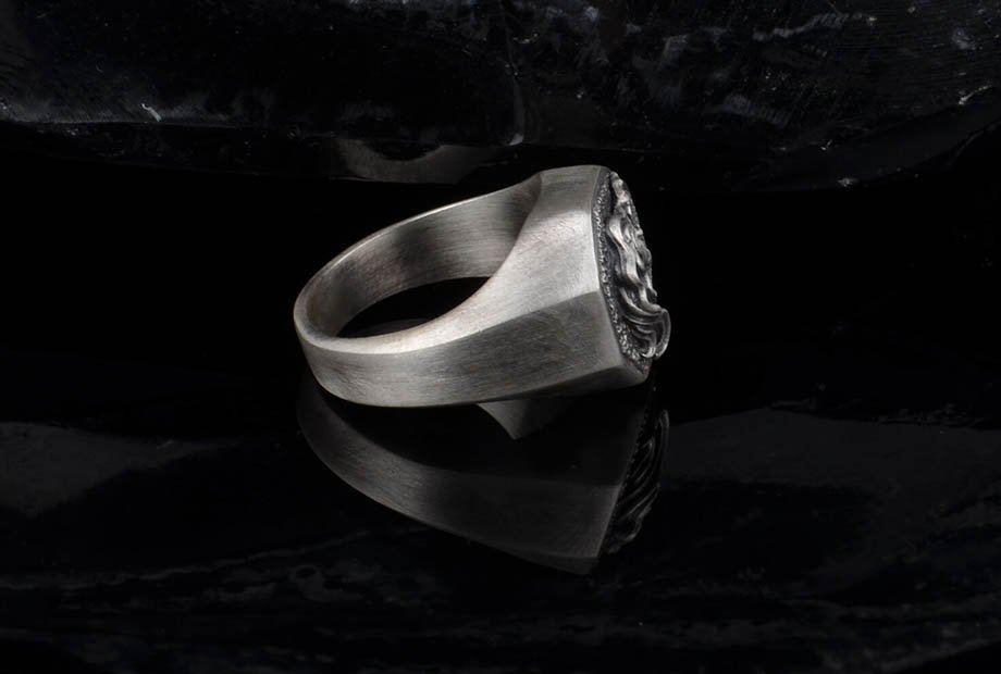 Mithril 谧银 纯手工制独角兽男士雕刻指环5.jpg