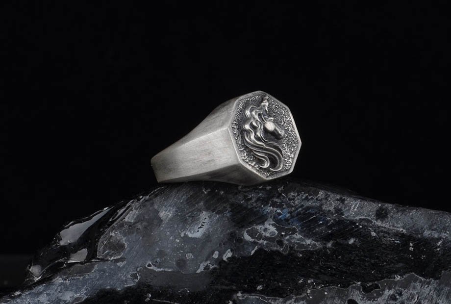 Mithril 谧银 纯手工制独角兽男士雕刻指环3.jpg