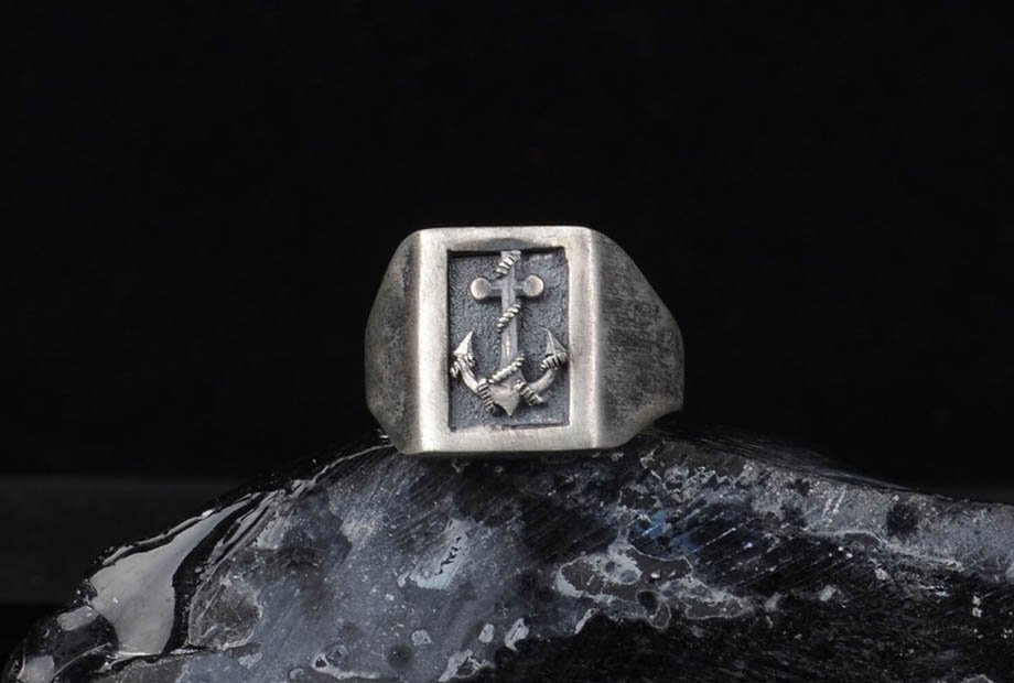 Mithril 谧银 纯手工制水手锚男士雕刻指环1.jpg