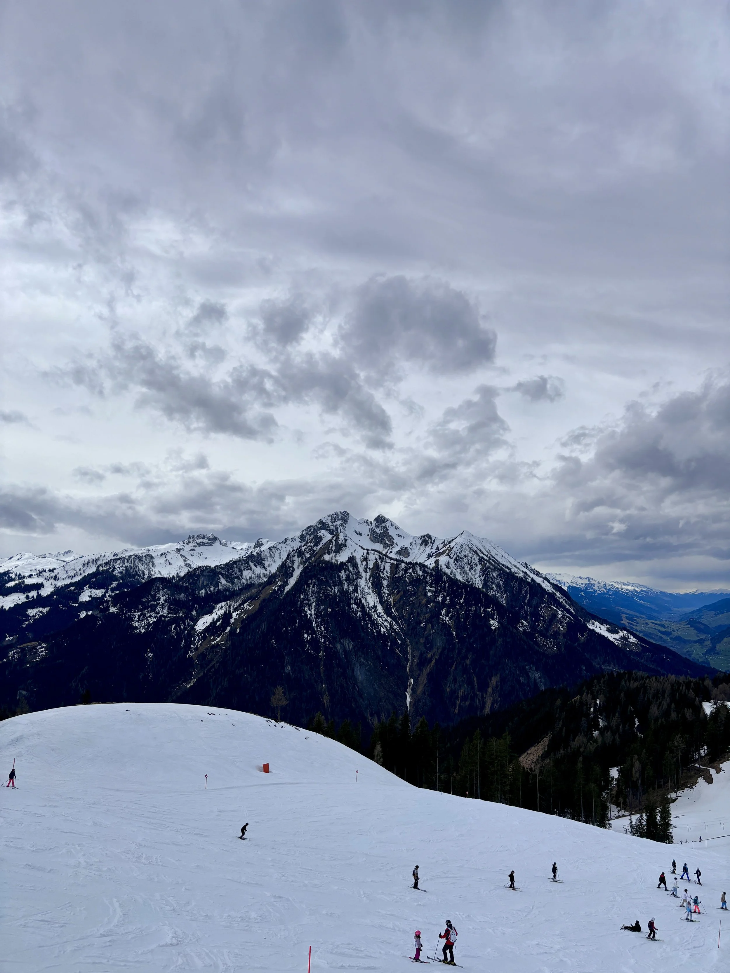 Thames Students Conquer the Austrian Slopes!
