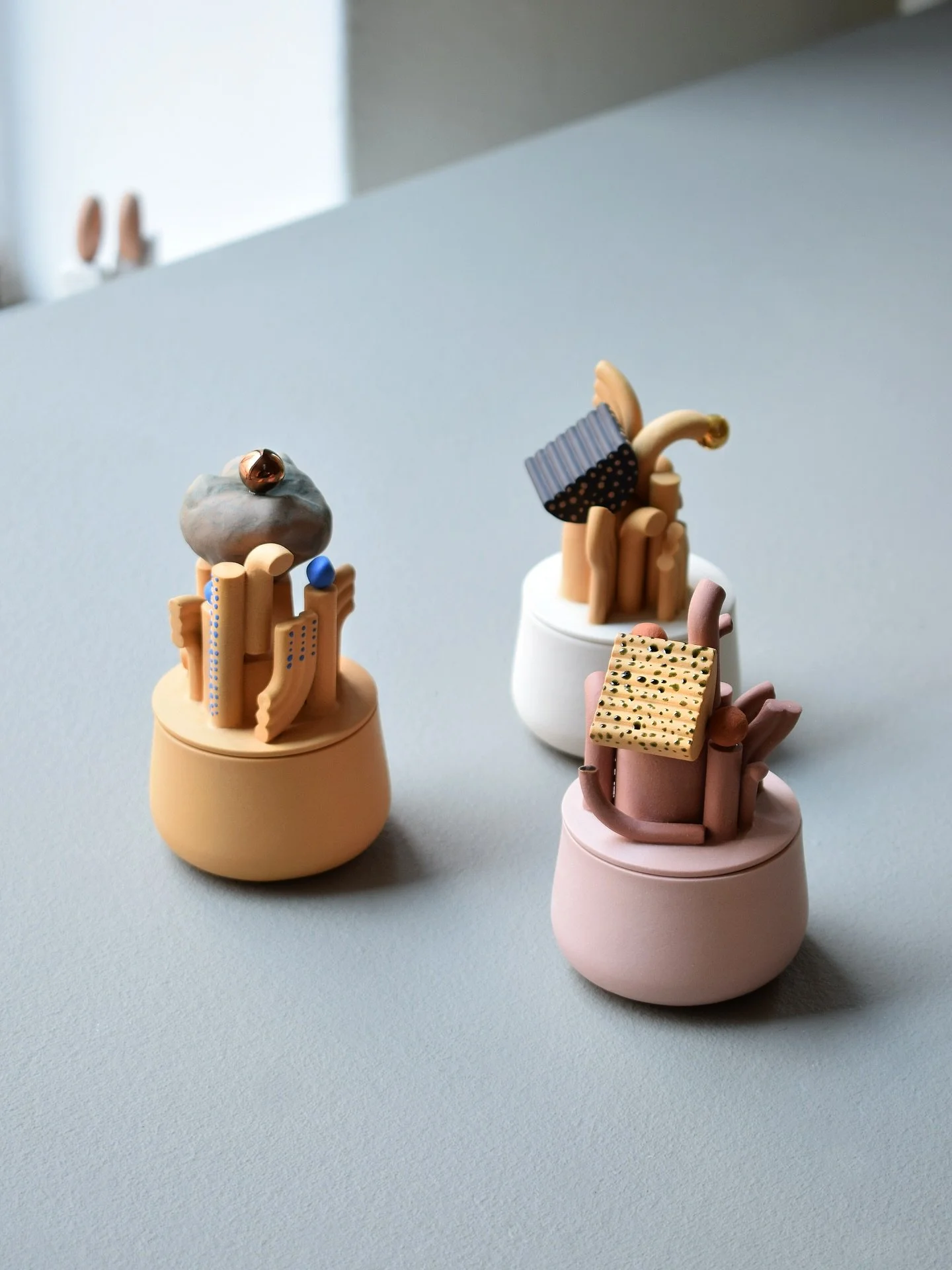 Sculptural Series &rdquo;Garden Plot&rdquo; -jars / sculptures

On view until 16th of August at Lokal Gallery, Helsinki.

&bull;

Artists of the Year 2025 - @artistsory 
Laura Itkonen &amp; Veera Tamminen

5.-16.8.2025
Lokal Gallery
Annankatu 9, Hels