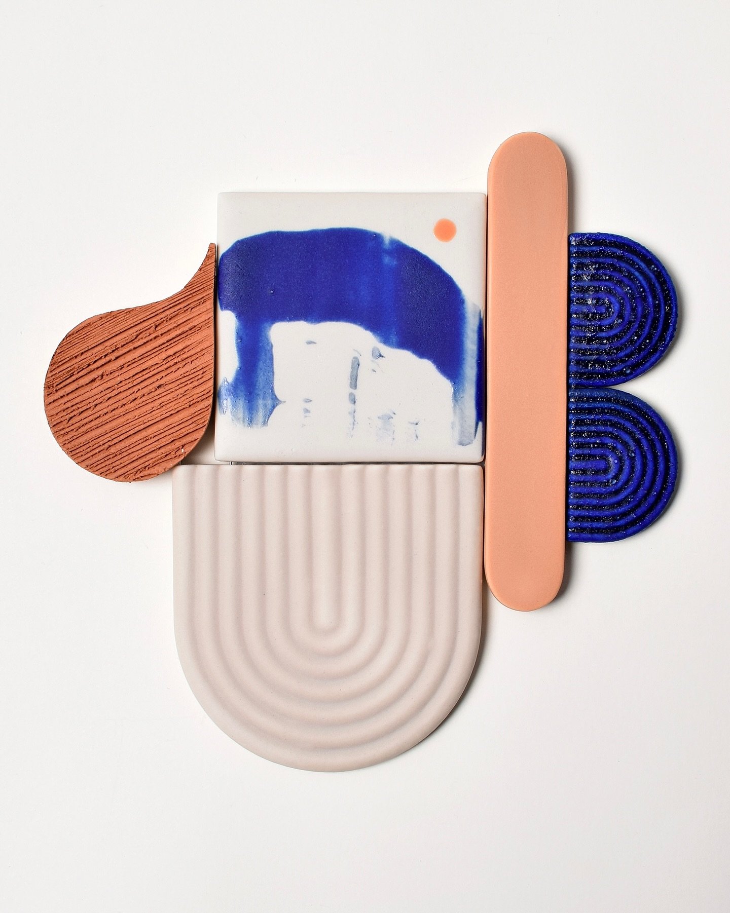 Wall Sculpture No.264

Available at @emmamuseum shop✨

#lauraitkonen #ceramics #porcelain #madeinfinland #handmade #wallart #art #colors #finnishart #finnishceramics #wallsculpture #ceramics #ceramique #contemporaryceramics #wallrelief #ceramicrelief