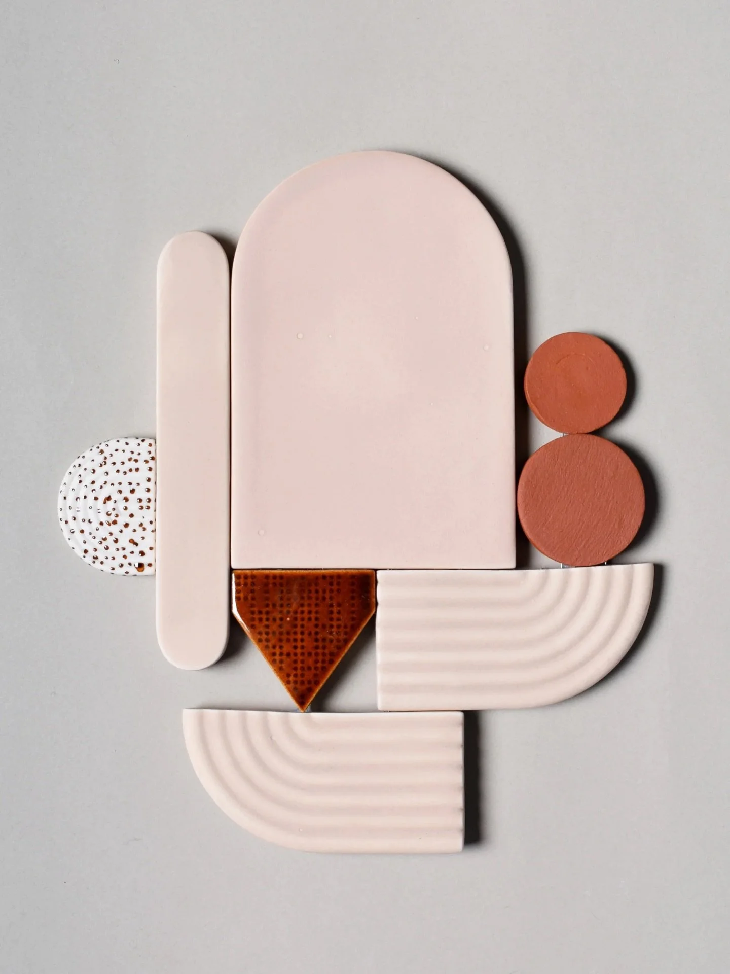 Fresh in store &bull; Wall Sculpture No.304
👉 available in my online store

#lauraitkonen #ceramics #art #contemporaryceramics #finnishart