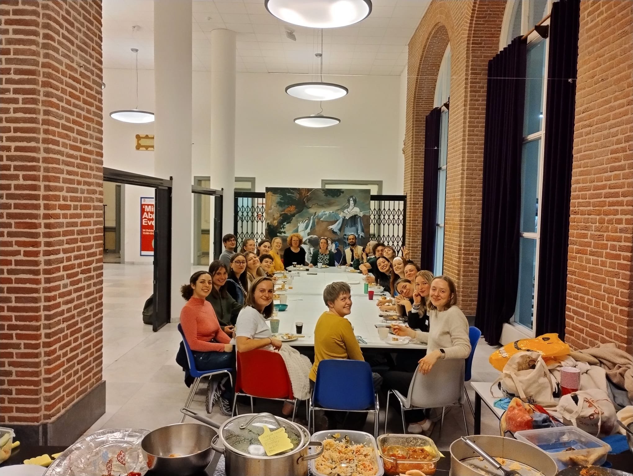 Euroculture Groningen once again organized its Potluck Dinner. An international classroom equals international cuisine! Many thanks to our students for all the wonderful dishes (and the good company)!

#euroculture #groningen