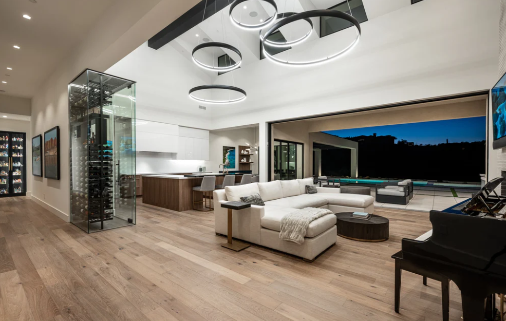 Using Sonance Speakers with a Quality Dealer