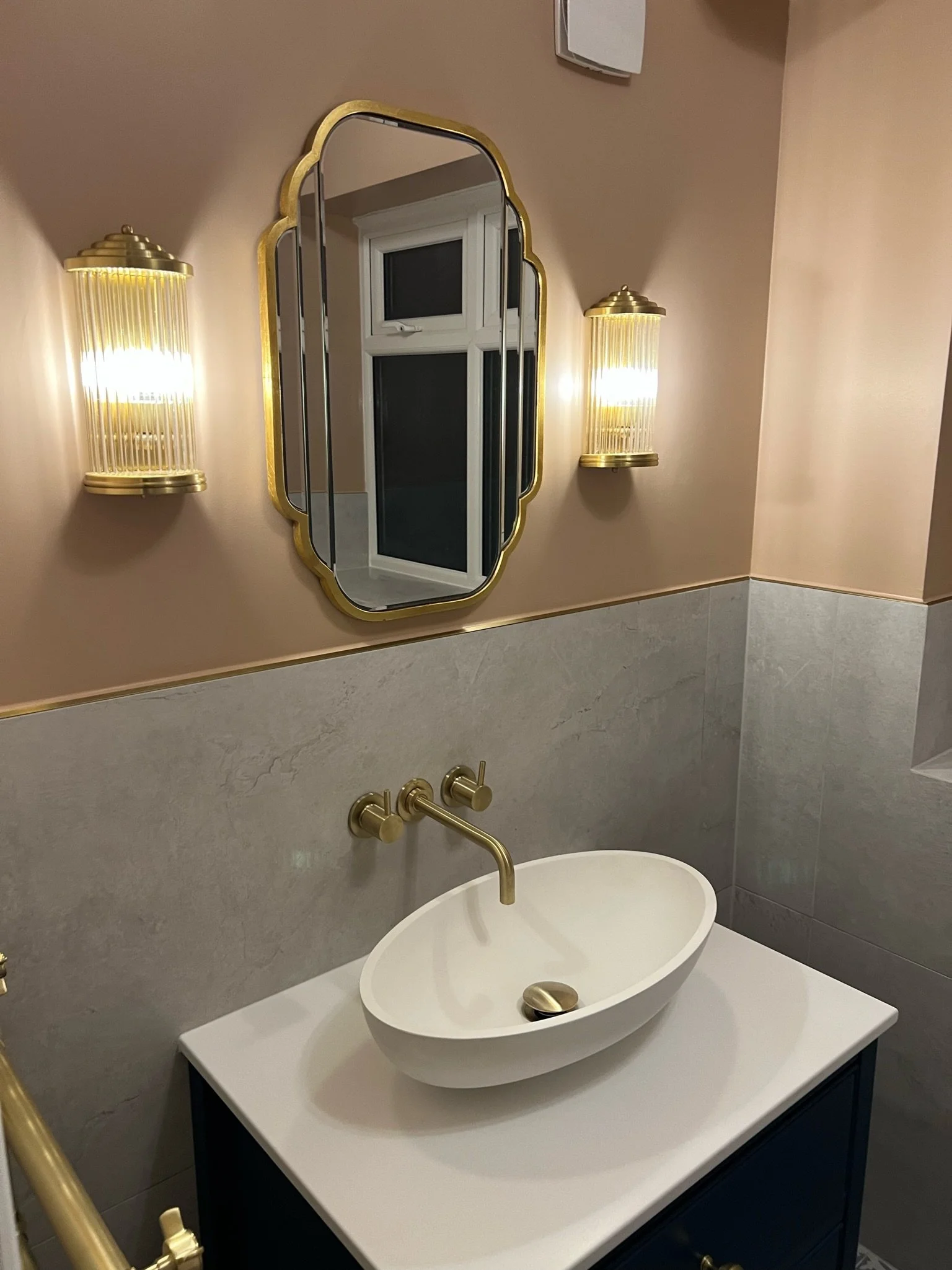 Victorian bathroom kings .JPG