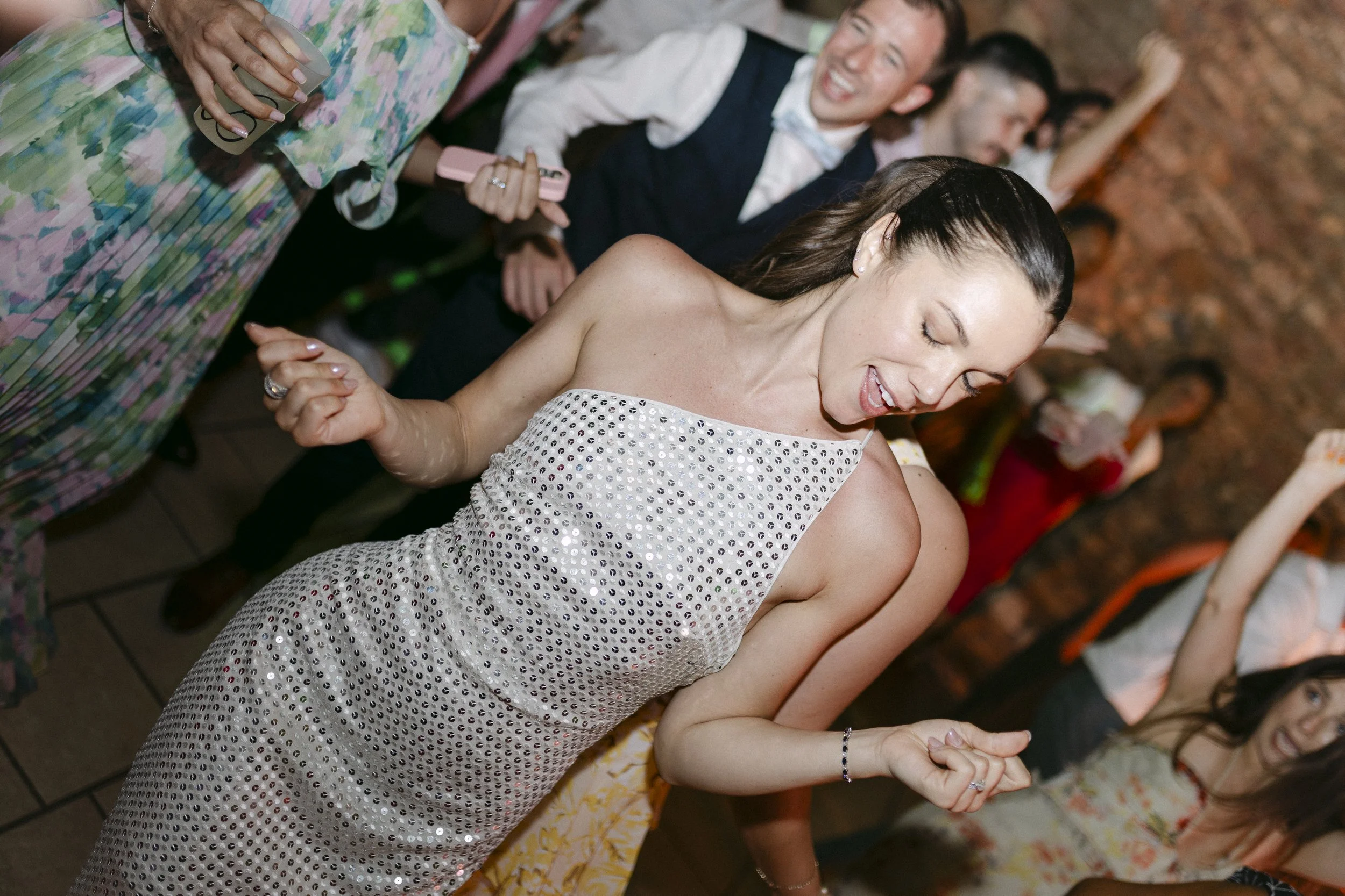 Photographe destination wedding Orléans | Madline Vslr – France & International