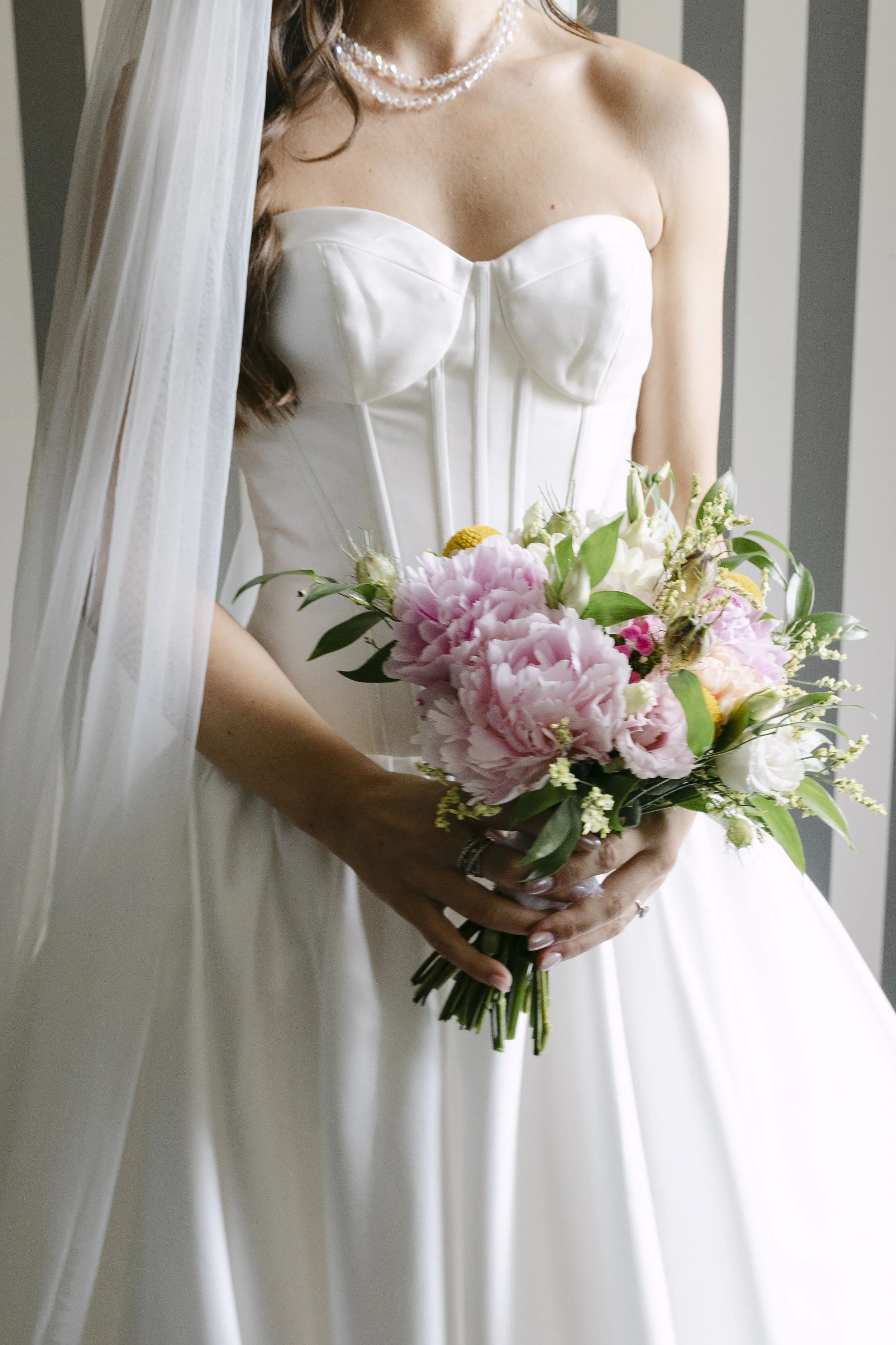 Photographe Mariage Orléans | Madline Vslr – France & International