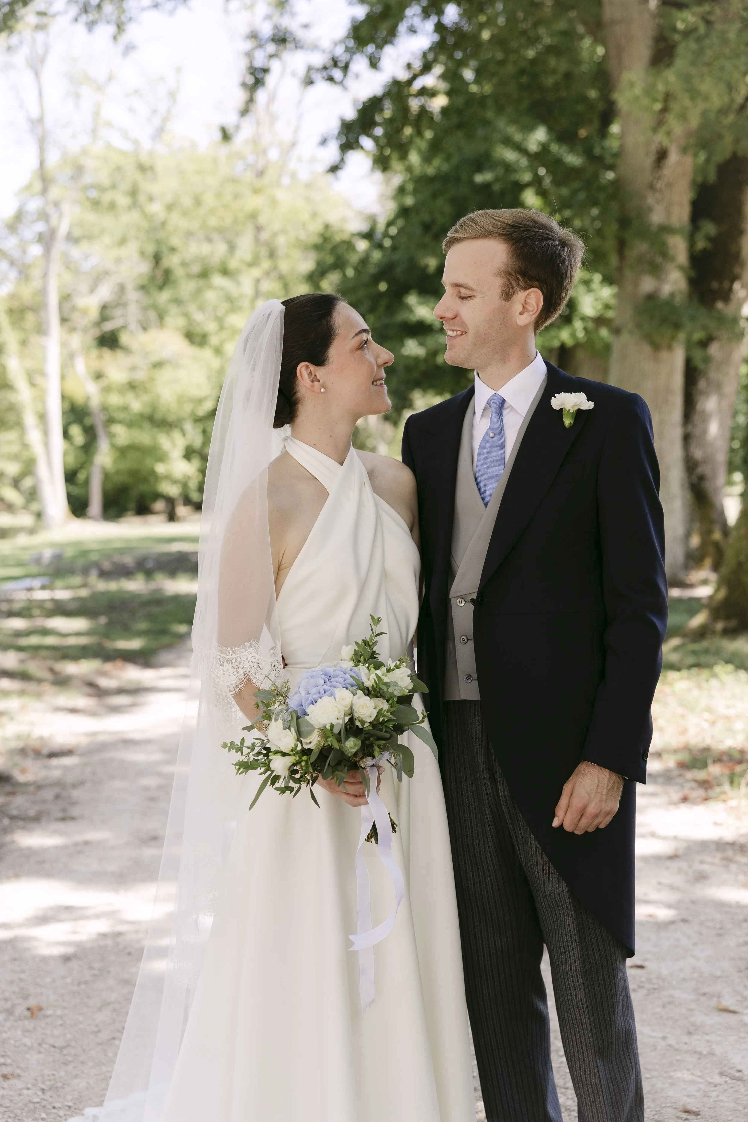 Photographe mariage château de  Loire  | Madline Vslr – France & International