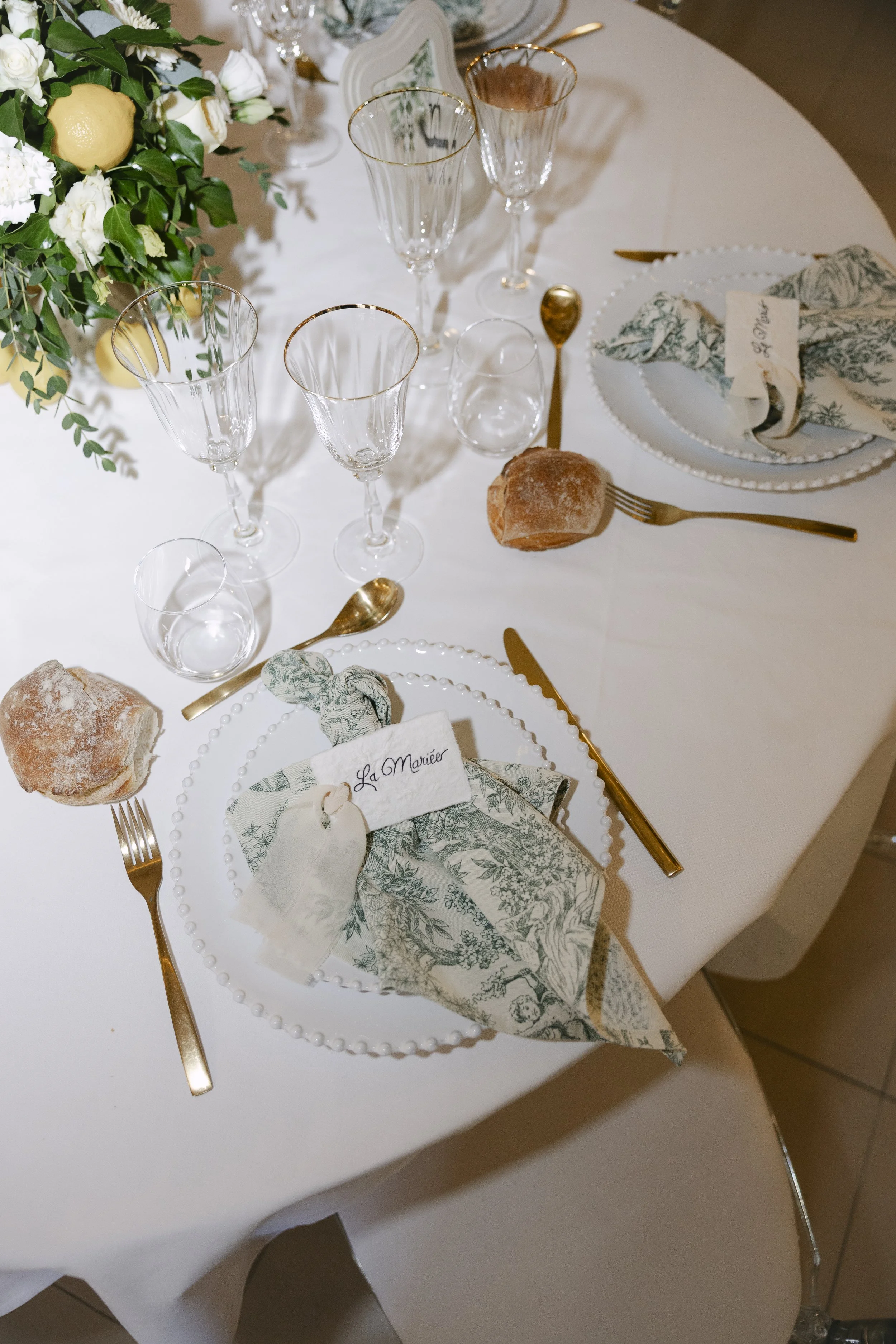 Photographe mariage luxe paris | Madline Vslr – France & International