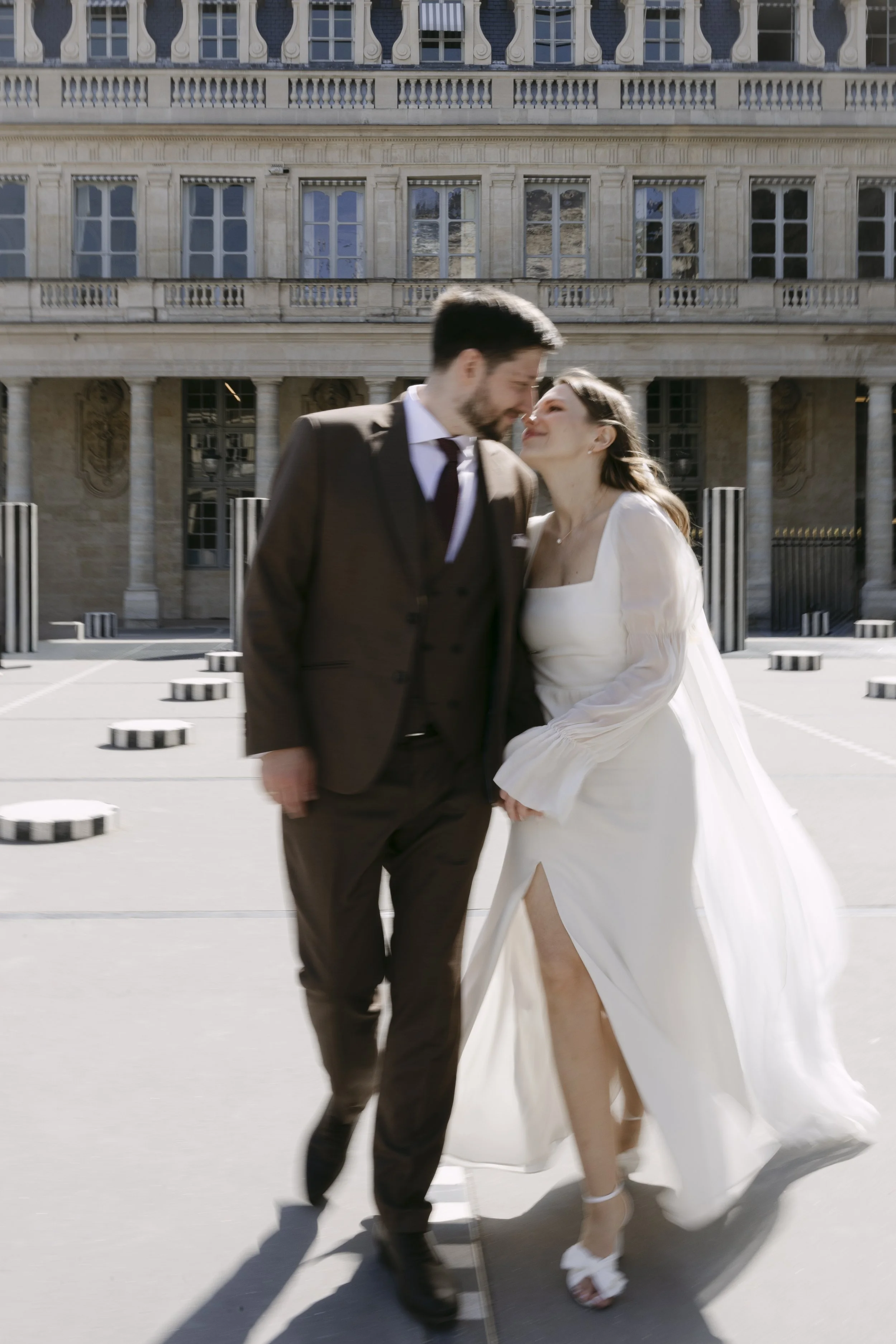 engagement-session-paris-couple