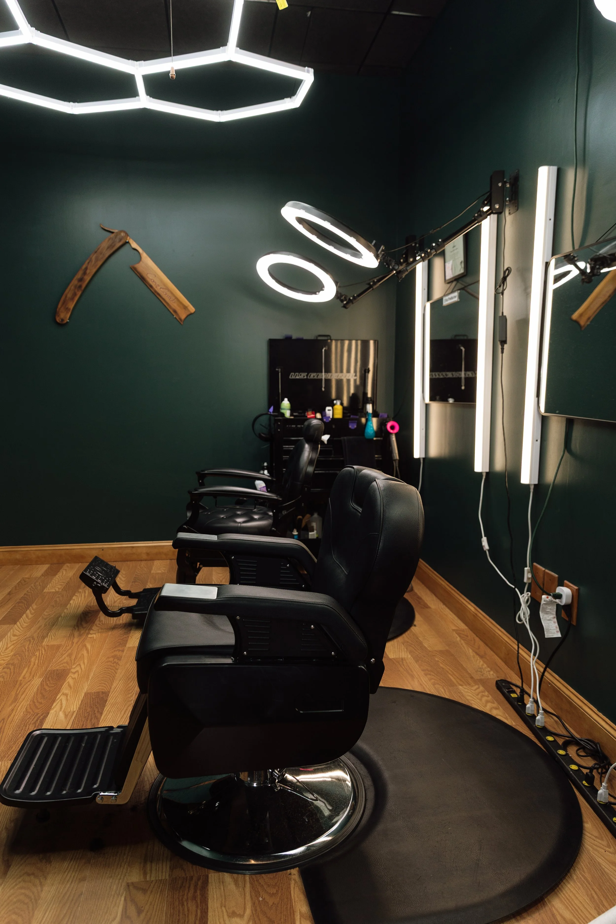 corn-coast-barbers-session-sabrina-rains-photography-6492 2.JPG