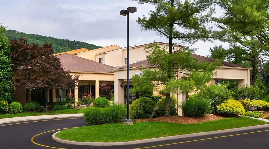 Courtyard By Marriott - Mahwah