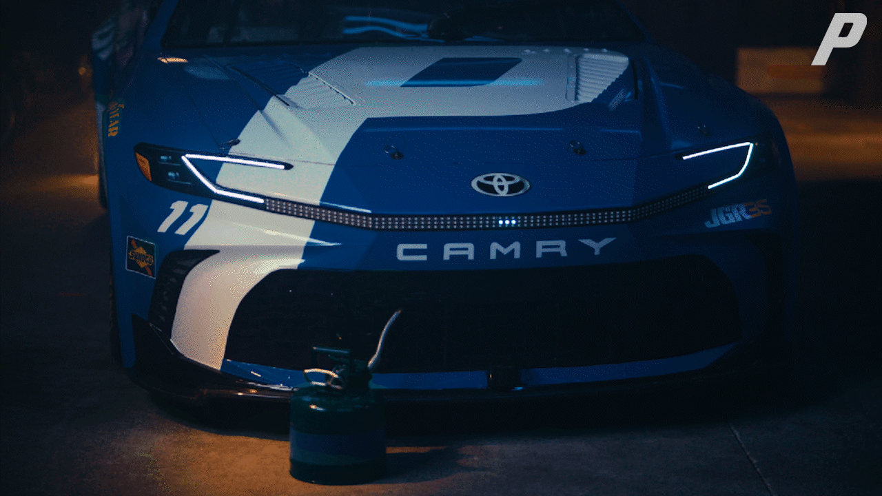 26D30020_CAR_NOMNOMNOM.gif